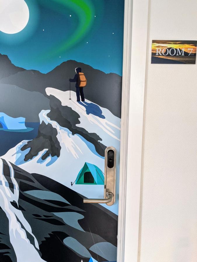 Kulukis Downtown Hostel Nuuk Eksteriør billede